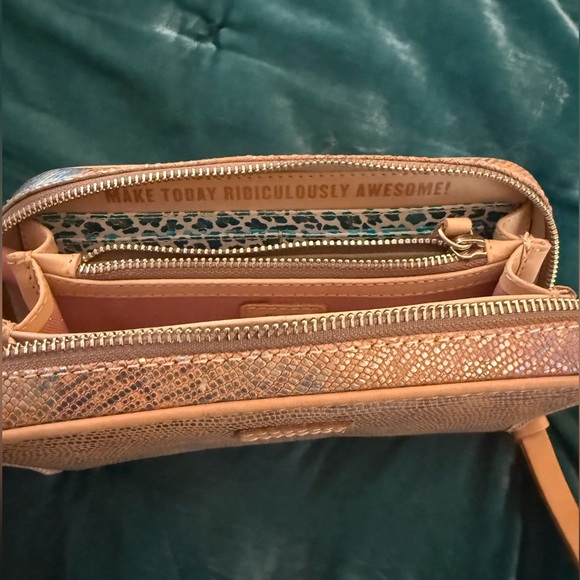 Consuela Wallet - Gloria - Excellent Condition - Picture 3 of 4